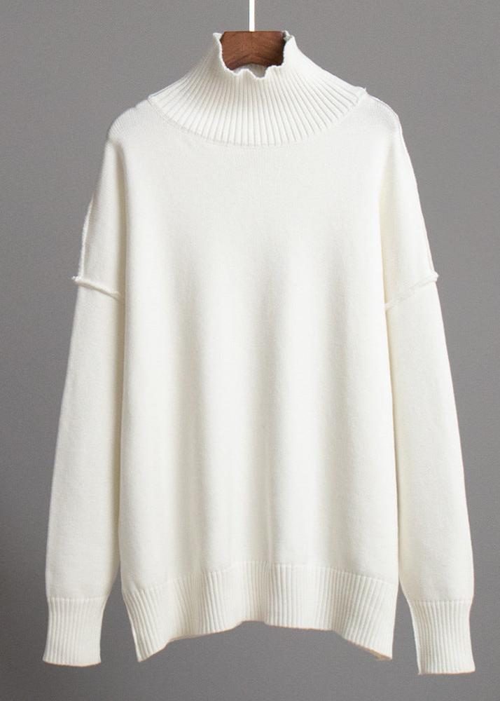 Modern Cozy Turtleneck Sweater - Timeless Comfort and Chic Design