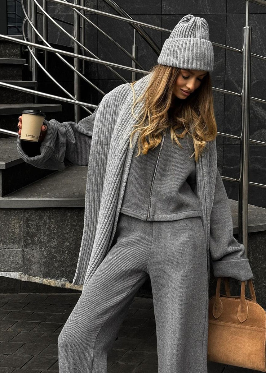 Avery Knit Lounge Set – Zip-Up Jacket and Wide-Leg Pants