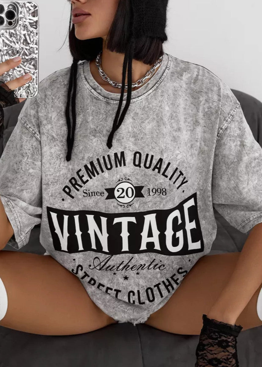 Vintage Era - Washed Oversized Graphic Tee