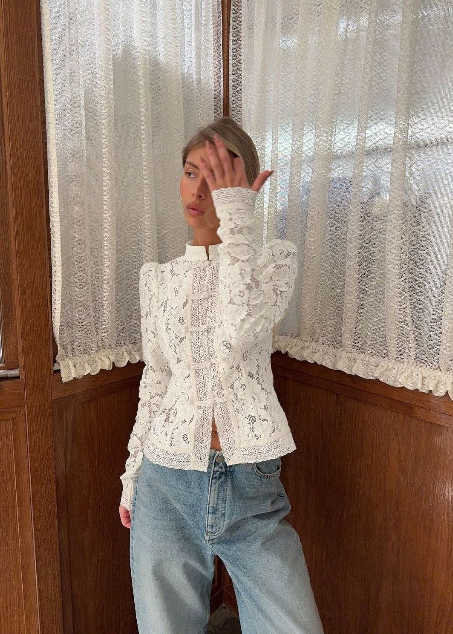 Amélie White Floral Lace Mandarin Collar Blouse