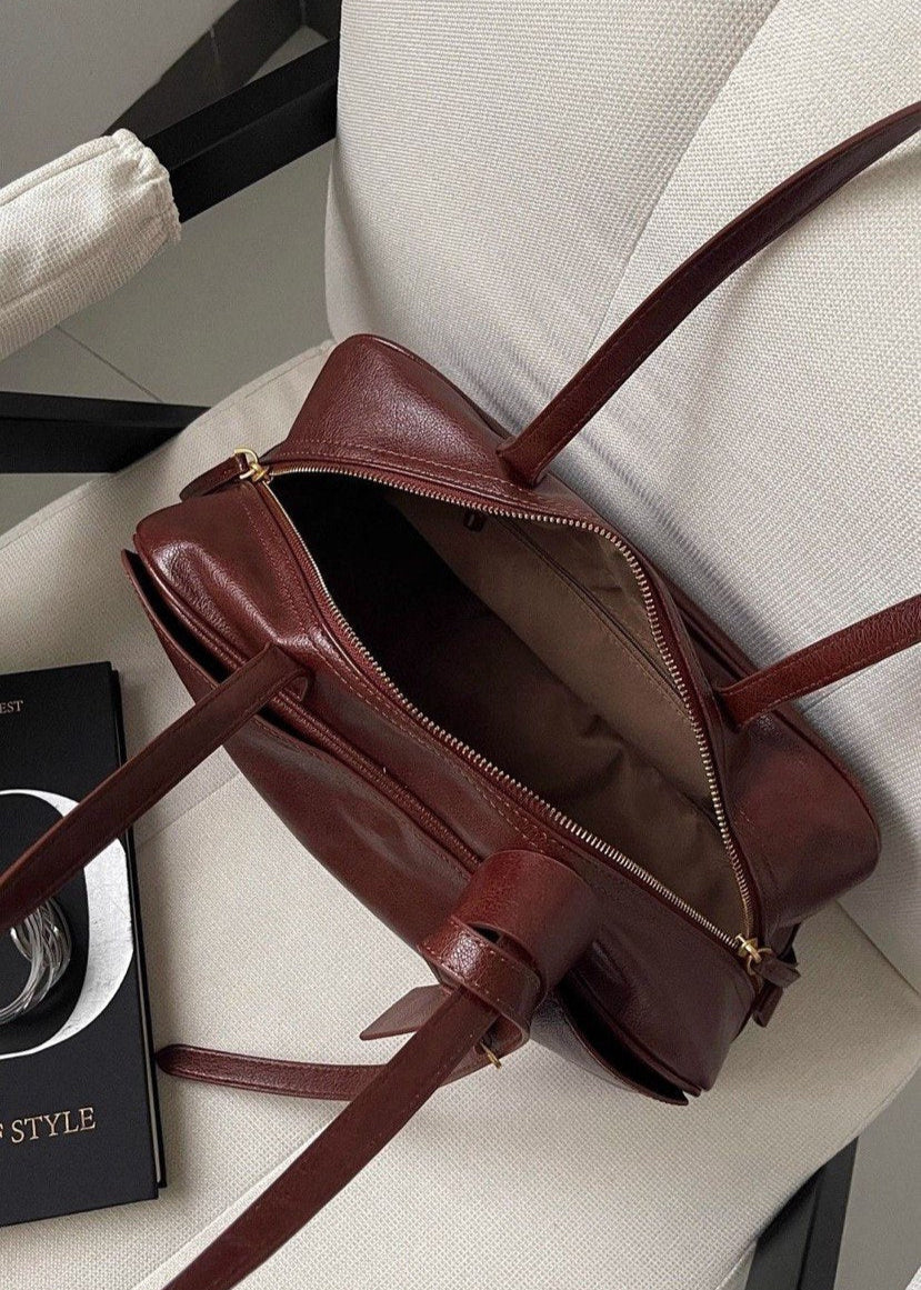 Bolso de hombro de cuero mocha