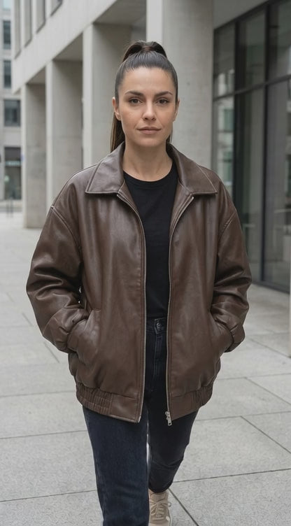 Chaqueta de cuero para mujer – Estilo inspirado en locomotoras