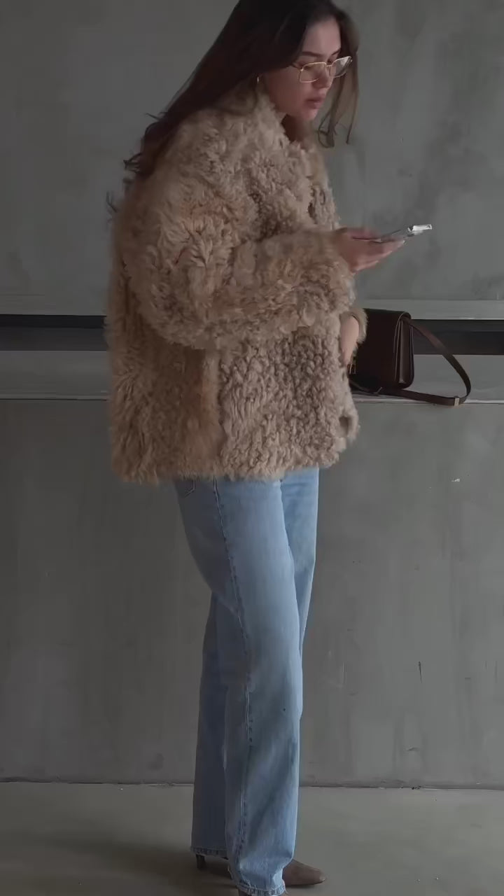 Sable Cloud Faux Shearling Coat – Oversized Textured Teddy Jacket for Women